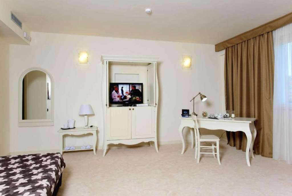 Virginia Resort & Spa - Adults Only Monteforte Irpino 객실 사진